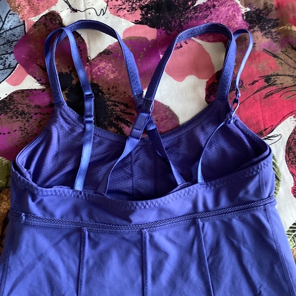 Lululemon Bruised Berry Tank - Picture 5 of 8